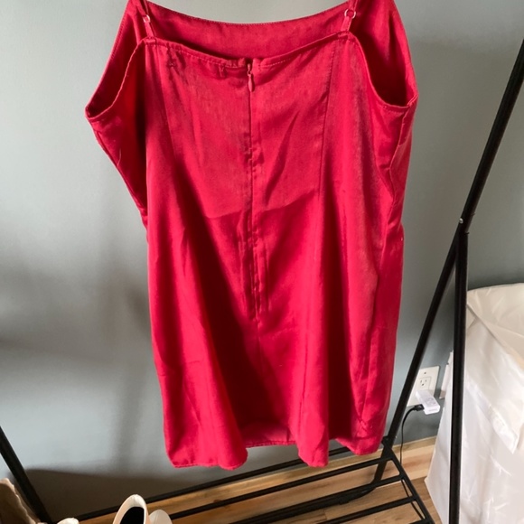 Red UO Satin Slip Dress - Picture 3 of 4